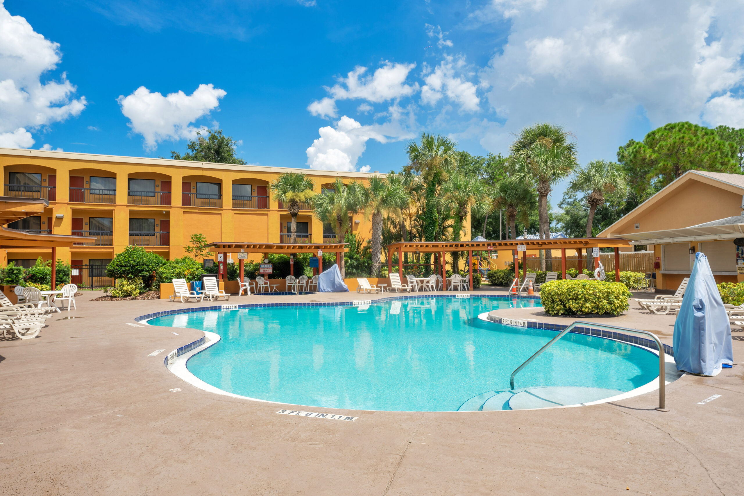 Swimming Pool in Turkey Lake Road